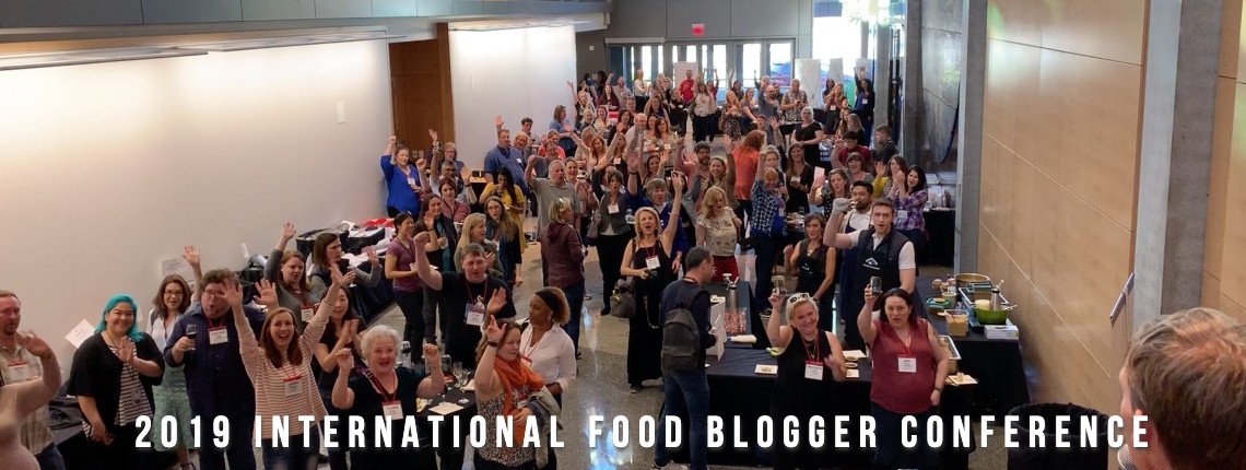 website slide 2021 IFBC19-WelcomeReceptionGroupPhoto